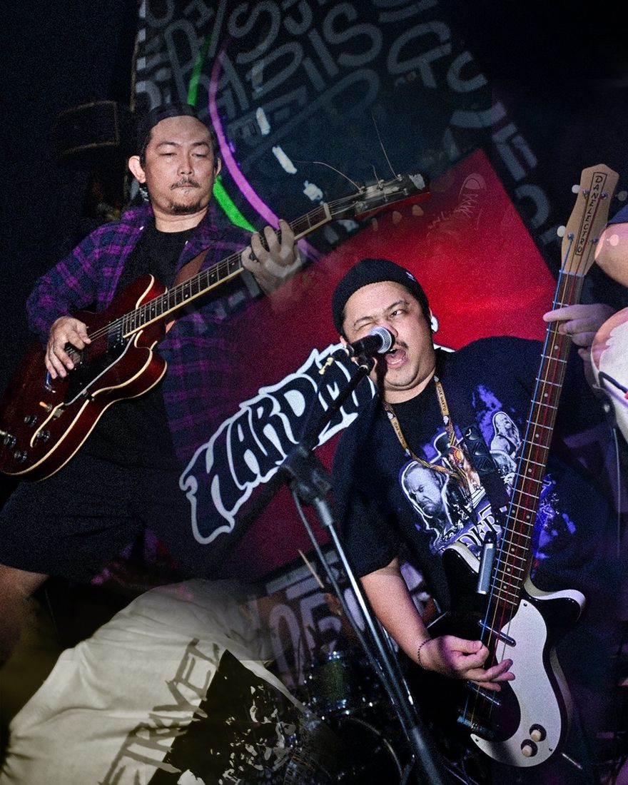 Kolase gitaris dan bassis Hardmilk